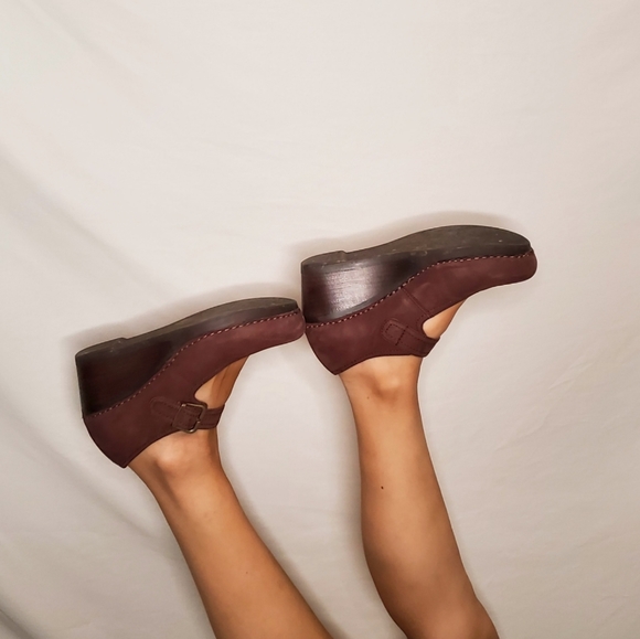 Dansko Sandra Nubuck Wedges 7 - Picture 2 of 15